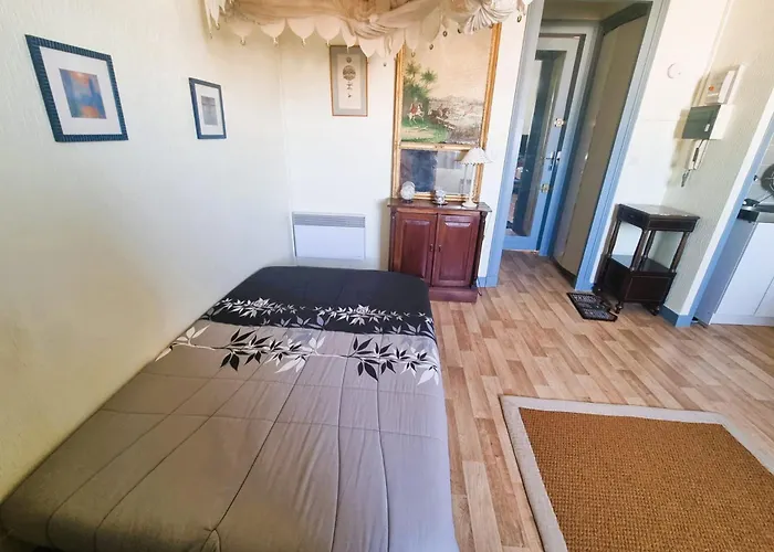 Comfortable In The Heart Of Apartmán Arcachon